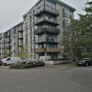 Fabulous 3 Bedroom Flat Edinburgh