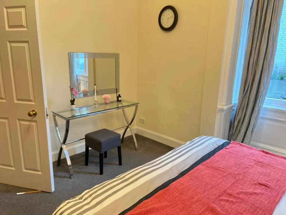 Royal Mile Mansions 2 Bedroom - Edinburgh City Centre Reino Unido